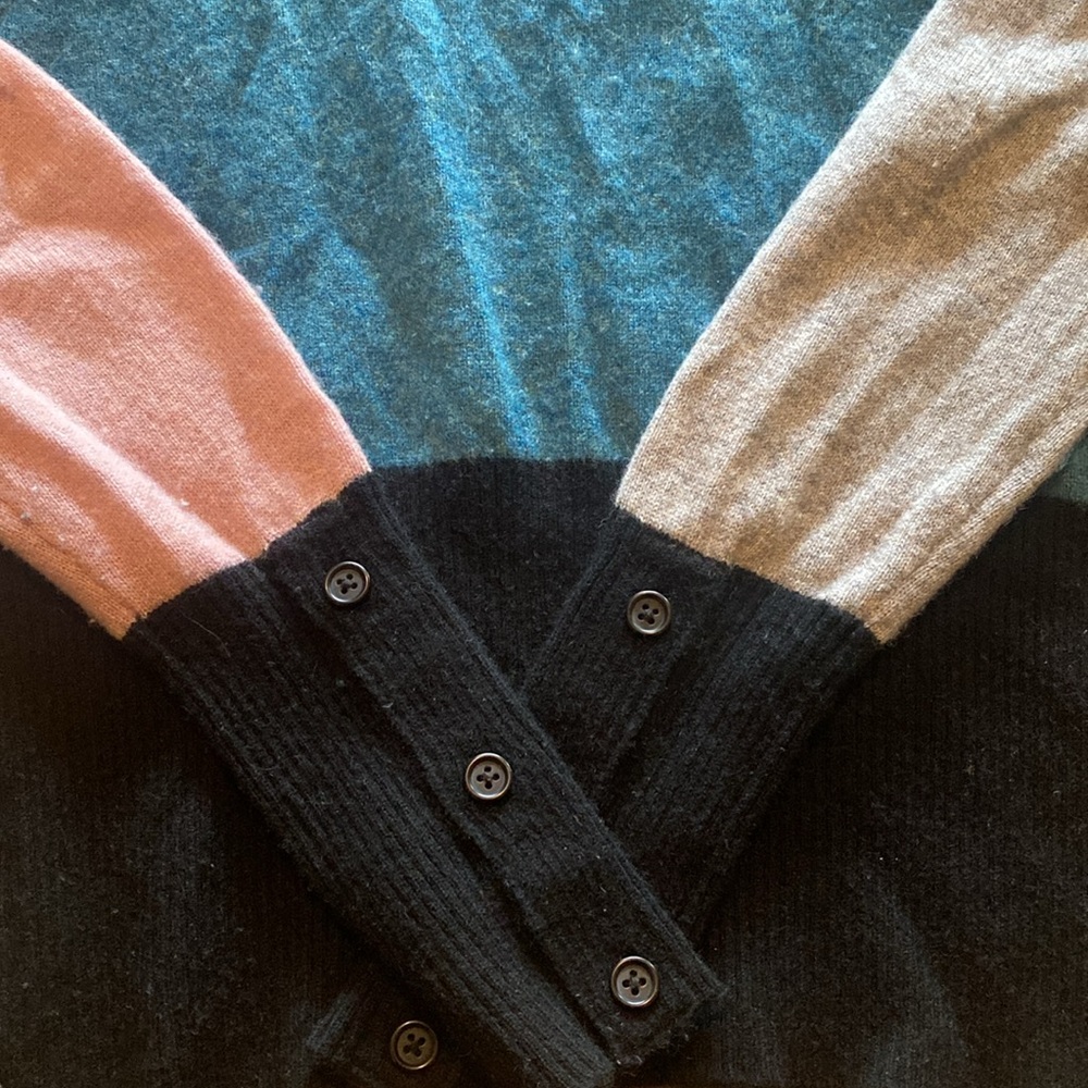 Aqua Cashmere Color Block Sweater - Picture 2 of 5